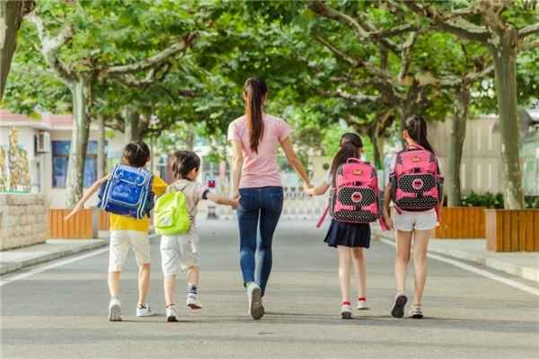 构建智慧校园课后服务体系 打造“放学后”优选资源平台