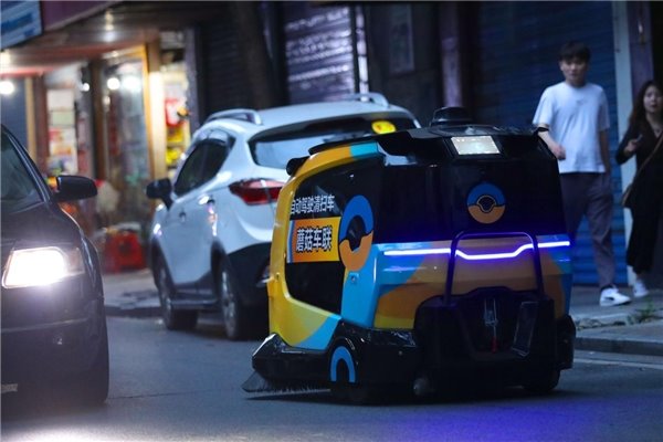 蘑菇车联邓志伟：自动驾驶发展需与智慧城市建设相辅相成